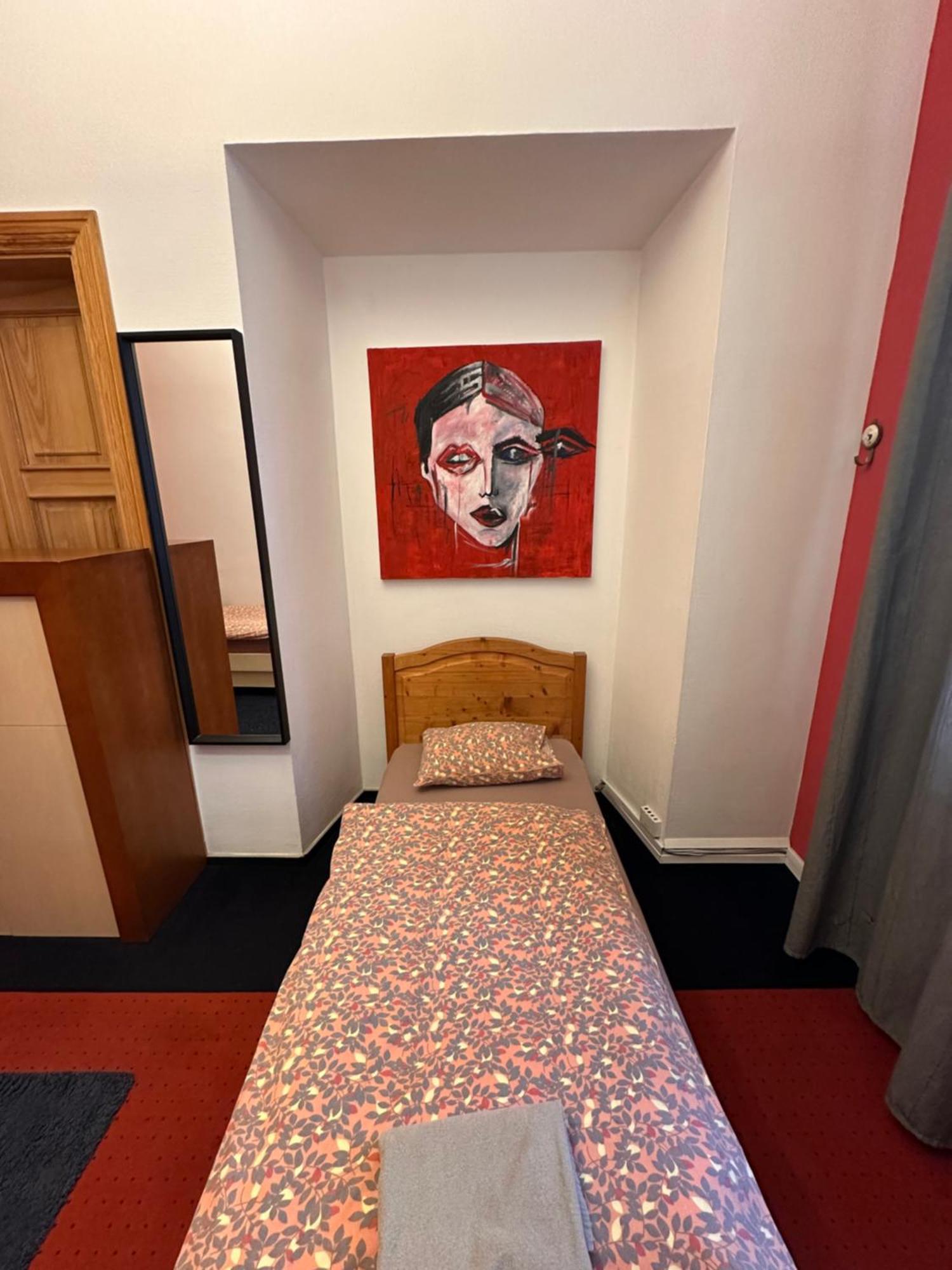 25 Hours Hostel 빌뉴스 외부 사진